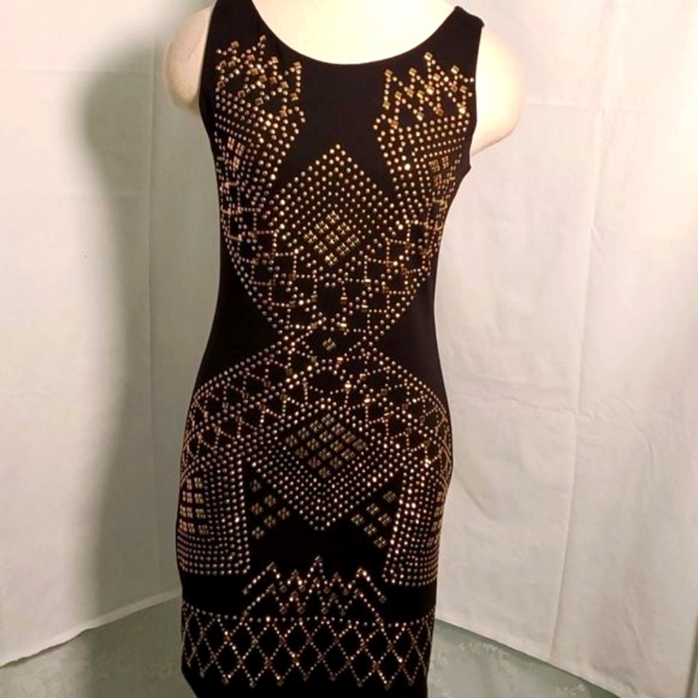 Arden B. Black form fitting embellished With gold studding. Small. Stunn…
